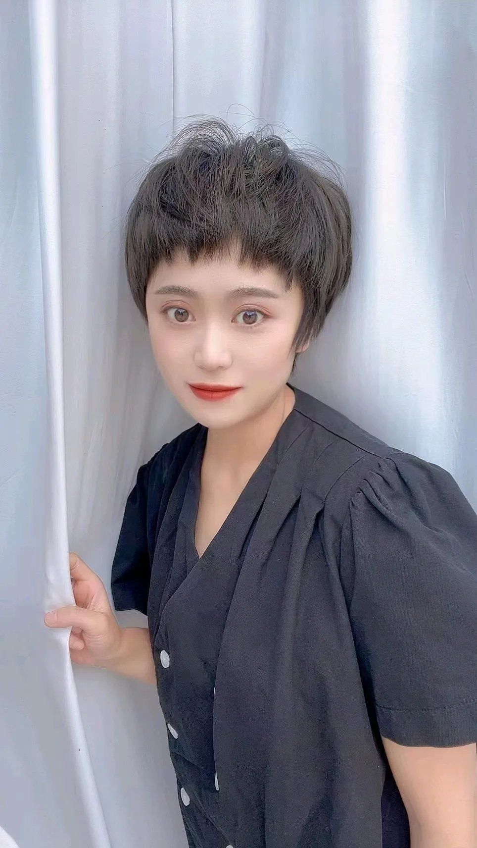 豆腐 8月女发怎么剪？不妨试试这15款，美到值得点赞