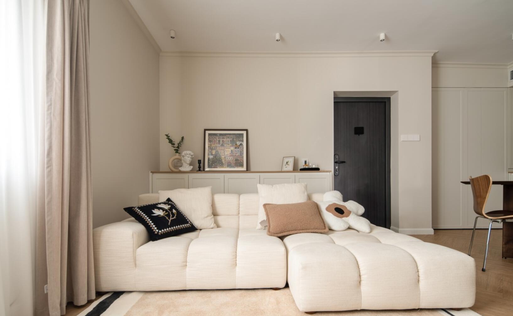 78㎡小家,她拒绝网红北欧风,以“简法”定位,完全后超有品质感