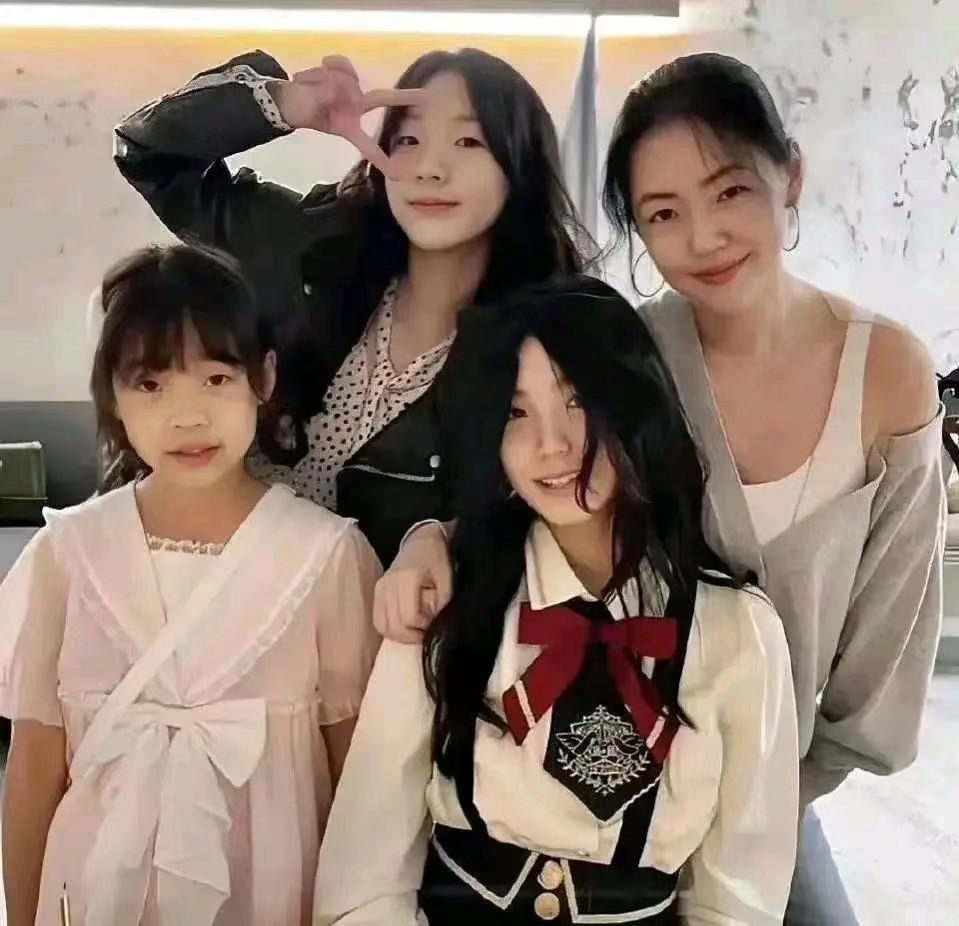 许雅钧|恶人自有恶人磨！看台湾女婿许雅钧“治”大小S一家，像在看爽文