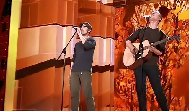 itzy|旭日阳刚11年后罕同框，一个捡废品一个收废品，遭质疑后怒骂网友