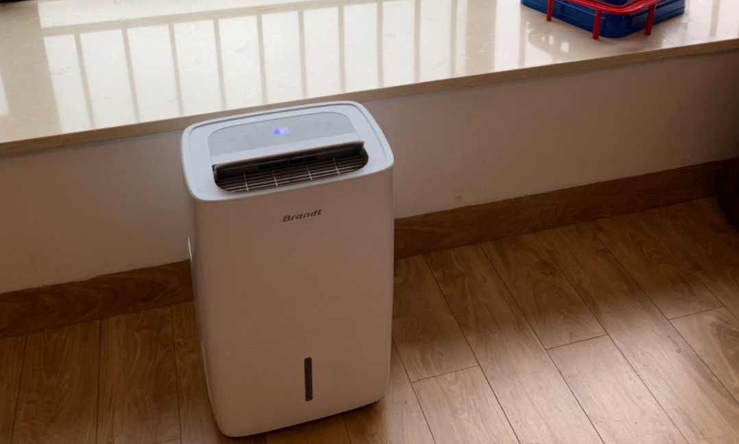 衣物家具受潮了怎么办?白朗除湿机体验测评