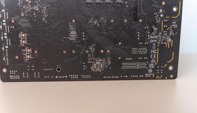 主板|设计用心，极致堆料、华擎ASRock太极Z690主板拆解评测