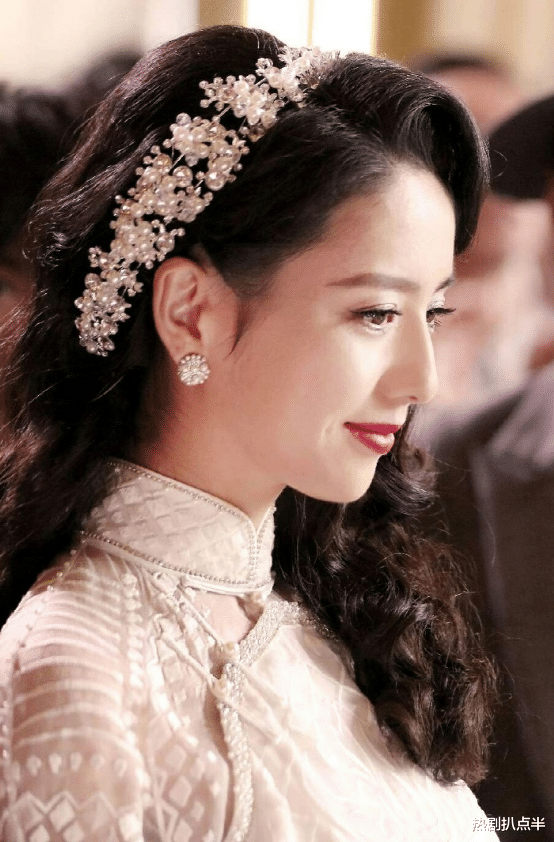 |娱乐圈7对撞脸女星相似妆造盘点,没想到第六对变化这么大