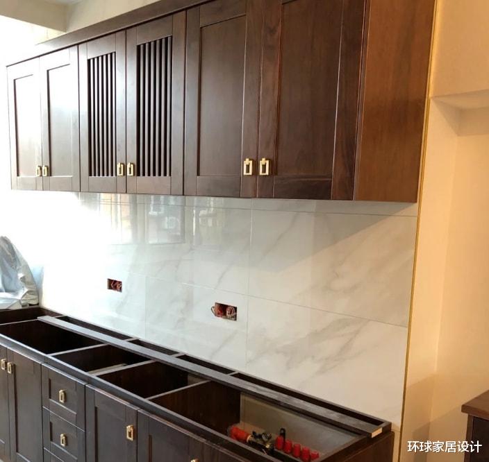 橱柜门选什么材质？老师傅：这6种材质都不知道，难怪被坑！