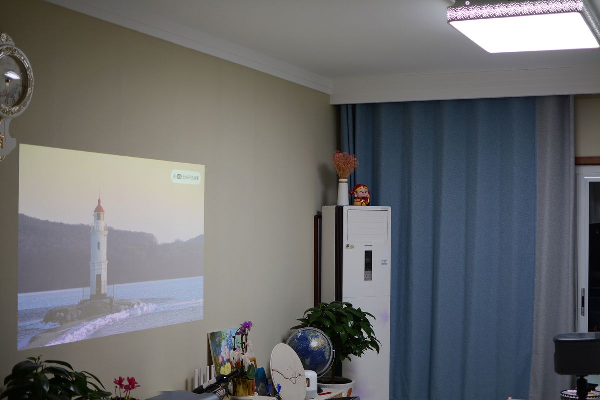 徕卡|坚果J10S发布，性能全面升级，徕卡色彩很惊艳