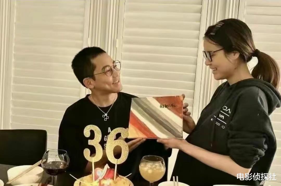 苏醒|苏醒约会美女被拍后！懒理争议更新日常，王铮亮在评论区带头吃瓜