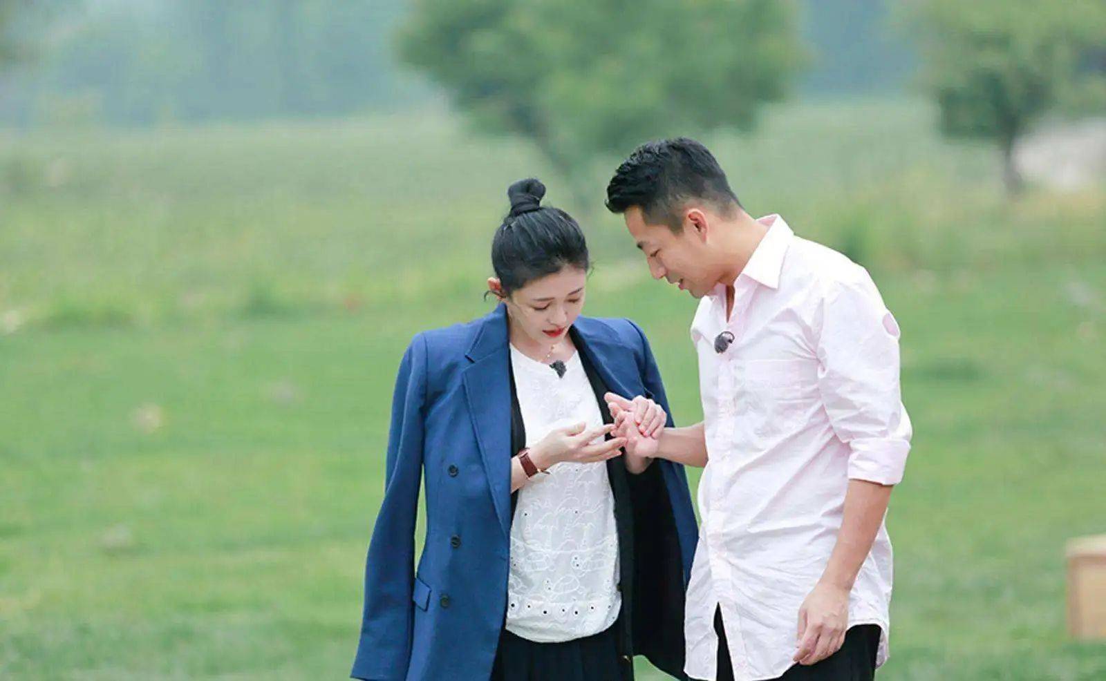 大S|大S否认吸毒出轨后吴佩慈罕见发声,阴阳怪气实锤大S有婚前癫痫!