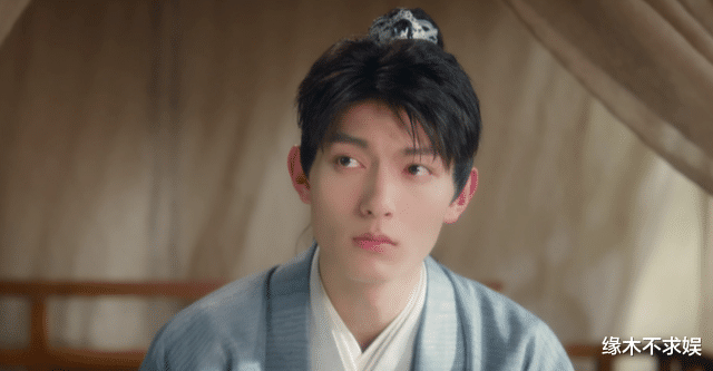 樊治欣|又一部古偶剧上线，一口气追完更新太过瘾，嘉行这位小生可能要火