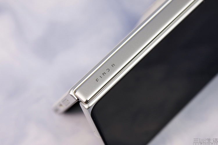 一加科技|OPPO Find N2系列评测：如何让折叠屏“实用”