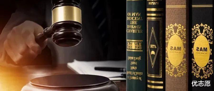 法学|这几个专业已经严重饱和，难就业市场行情差，23届高考生谨慎报考！
