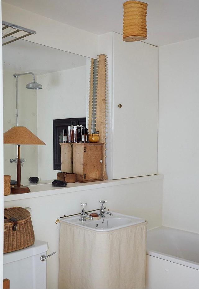 住房龄100多年的公寓,装修复古不显老,暖棕色调有气质,会着迷