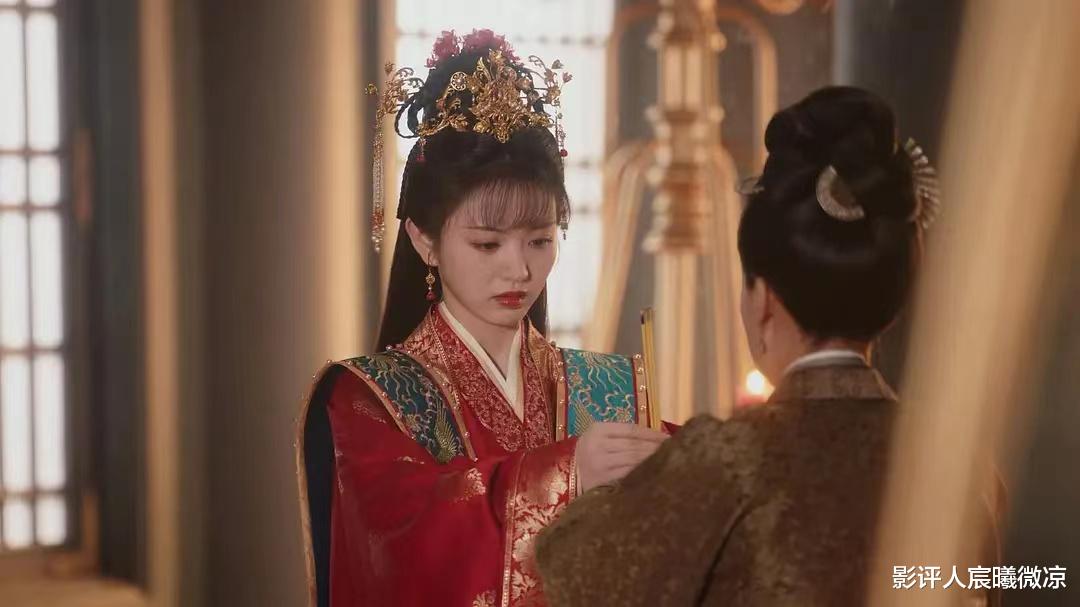 尹峥|《卿卿日常》结局尹峥逆袭，除了李薇，这两个人也是神助攻