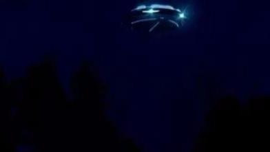 新几内亚岛UFO事件：飞碟上有四个外星人？