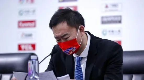 |来了！CBA自由市场第一主帅！终于要决定新下家