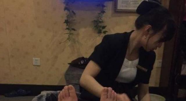 春节|亲戚从事“灰色职业”，过年走动被传的风言风语，还要继续来往吗