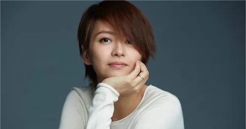 梁咏琪|《时光音乐会2》中,梁咏琪把《坚持到底》唱出了满满的治愈感