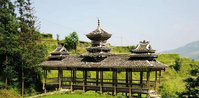 贵州|贵州有一小众山寨，距离县城75公里，依山而建，满满的民族风情