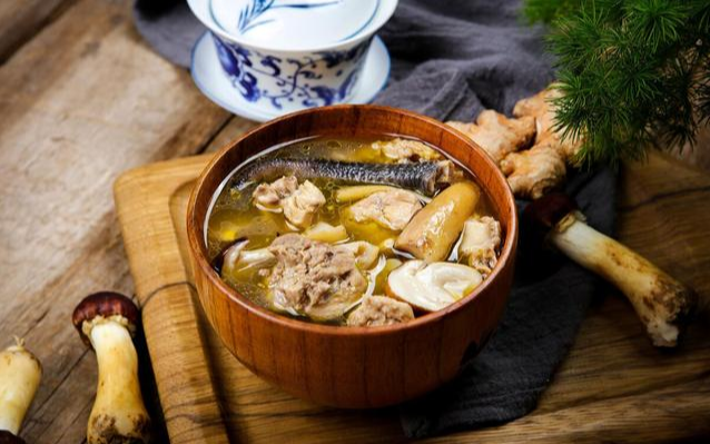 枸杞|孙思邈:枸杞的“黄金搭档”,睡前嚼一口,让你一战成名