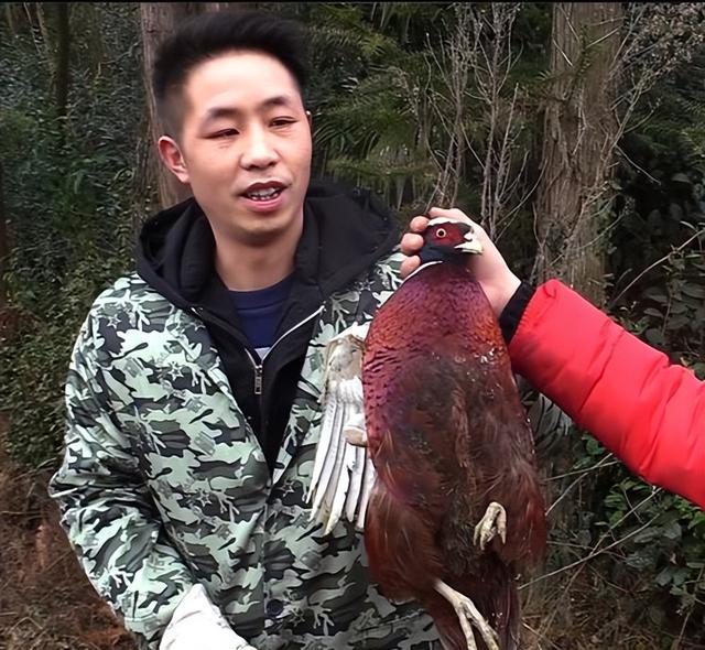 故意制造矛盾点炒热度,网红土家小木发文称老婆走了,遭网友吐槽
