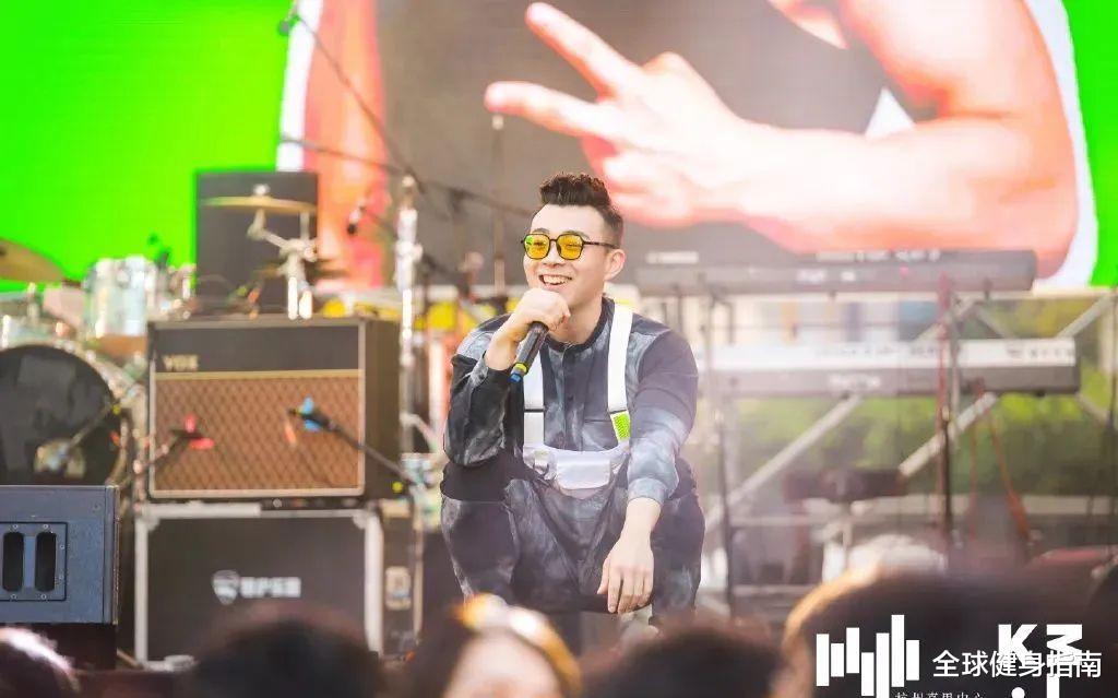 健身 采访到了！知名rapper从235斤逆袭成肌肉猛男？
