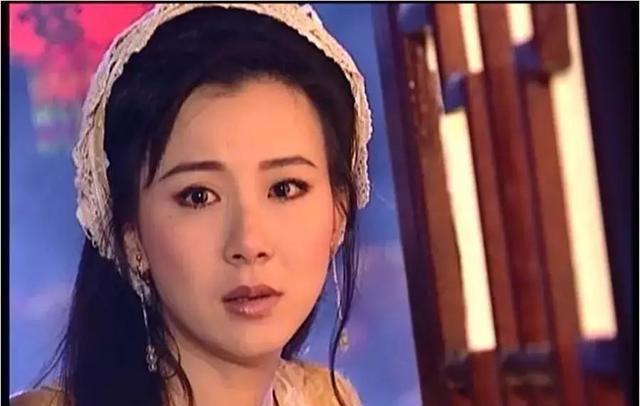 整容|10位女星再扮成名角色，“整容脸”与“天然脸”，差距一目了然