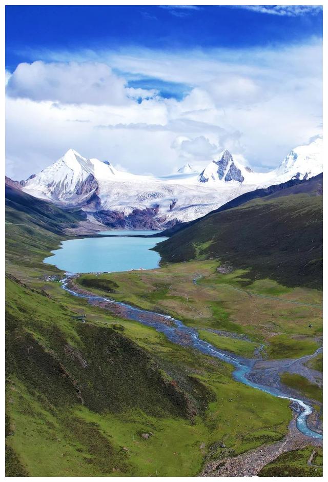 西藏|两个妹子自驾西藏一个月,吃住加油共花费7000多,贵了还是便宜?