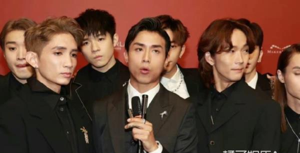 男团|顶流爱豆...就这？