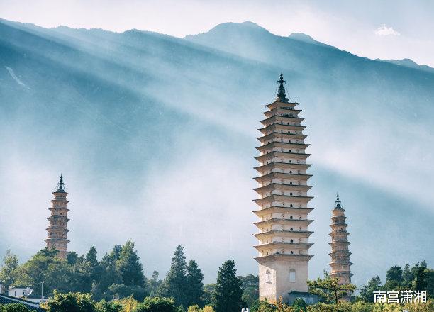 拉萨|去拉萨山顶看雪山，你会选择登垭口吗？