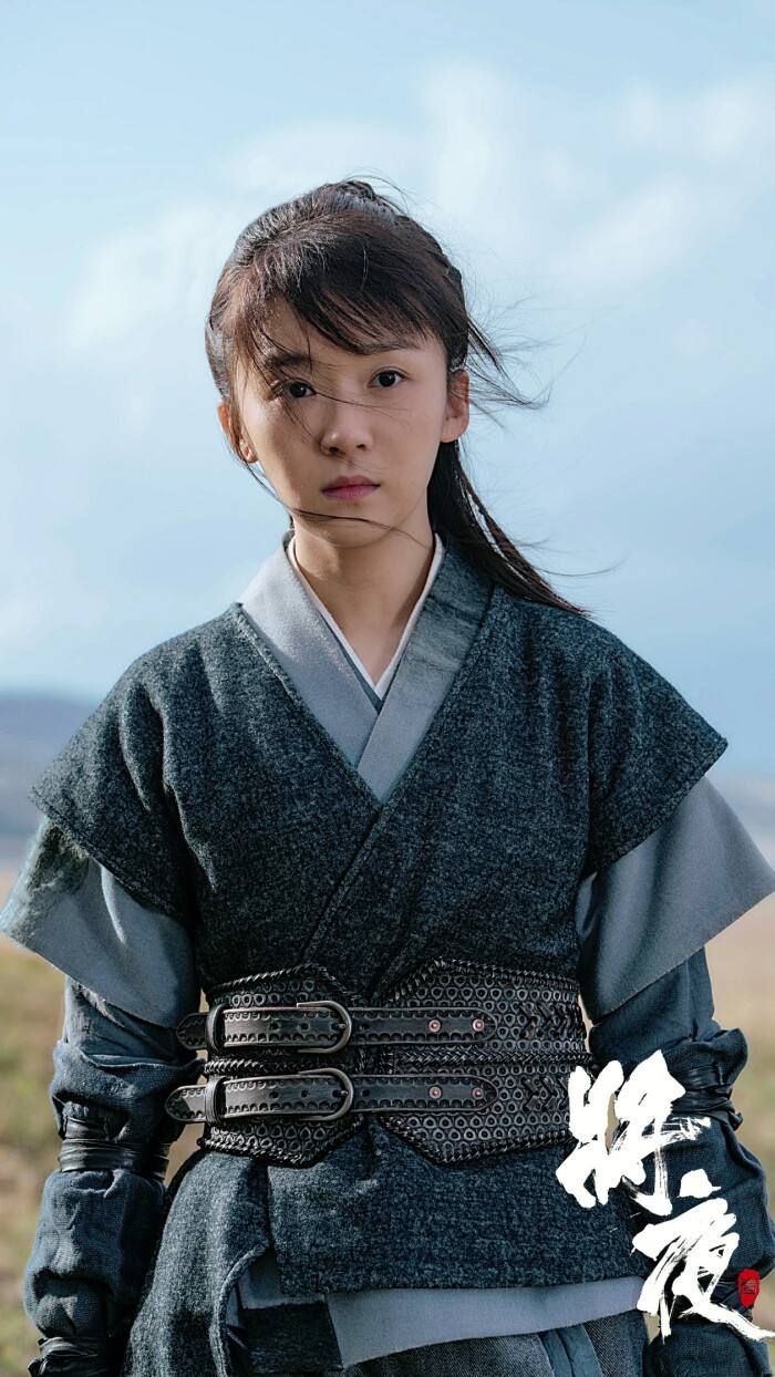 宋伊人|“清纯校花”宋伊人:出道多年不温不火,如今被传背后有人撑腰?