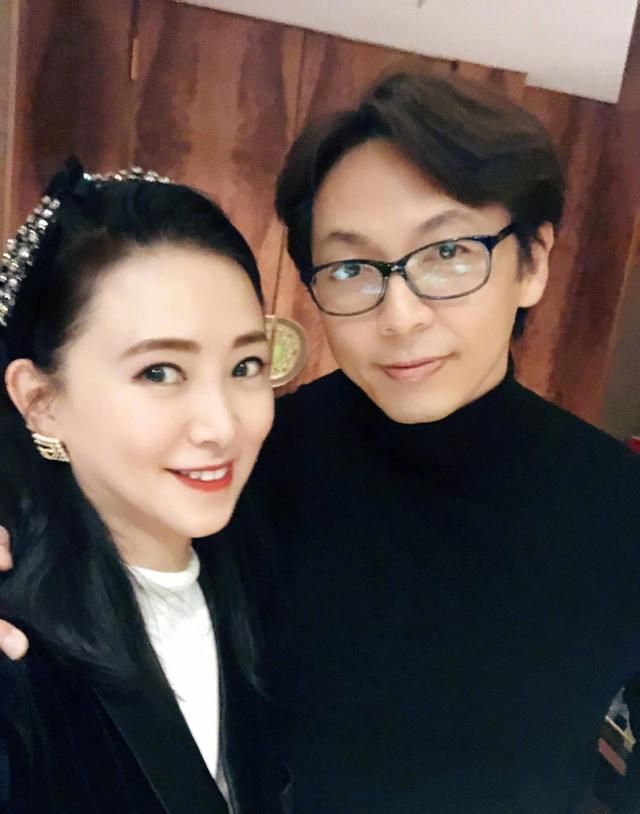 翁虹|演员翁虹，不后悔拍风月片，婚后努力做一个贤妻良母