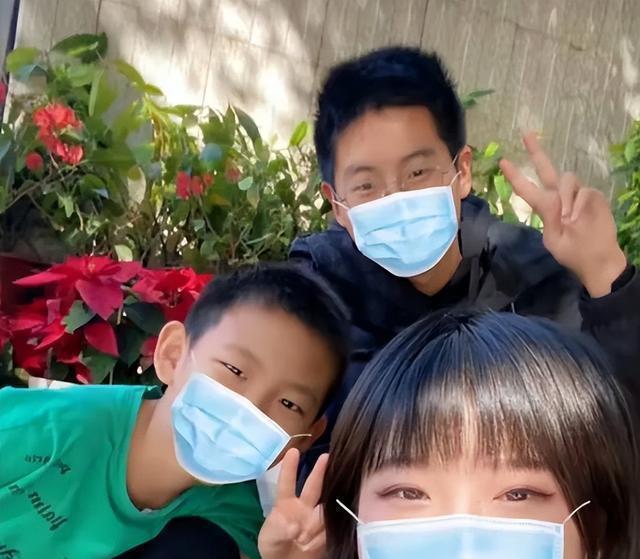 |孙卓一家人欢庆端午,被质疑只会打游戏,孙辉能文能武兴趣爱好多