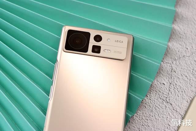 小米科技|哎呀真香？小米MIX Fold2是否值得购买，看完真机图你再说话