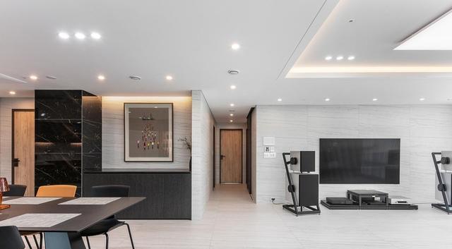 发现一位80后单身男的家,坐拥189㎡的大平层,一人居也精致有品味