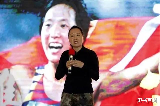 王军霞|东方神鹿王军霞近况：三婚后定居美国，让前夫孩子叫现任“爸爸”