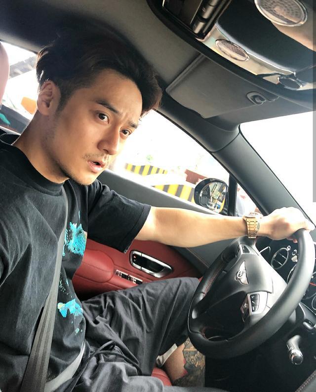 蒋劲夫|蒋劲夫乌拉圭前女友晒全家福，1岁女儿颜值高，离开夫仔后很幸福