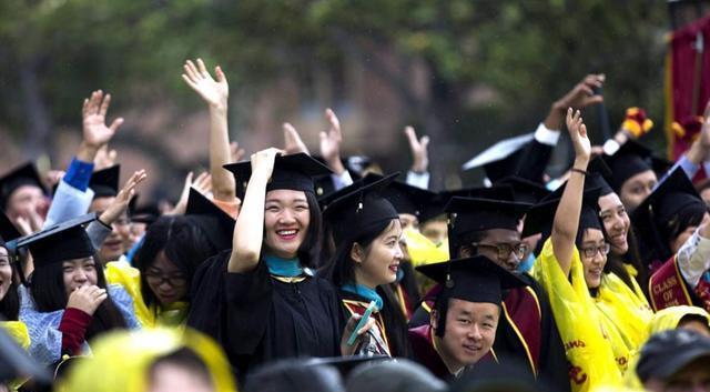 秦海璐|超2万清华留学生不愿回国，其原因引发深思，答案跟我们想的不同