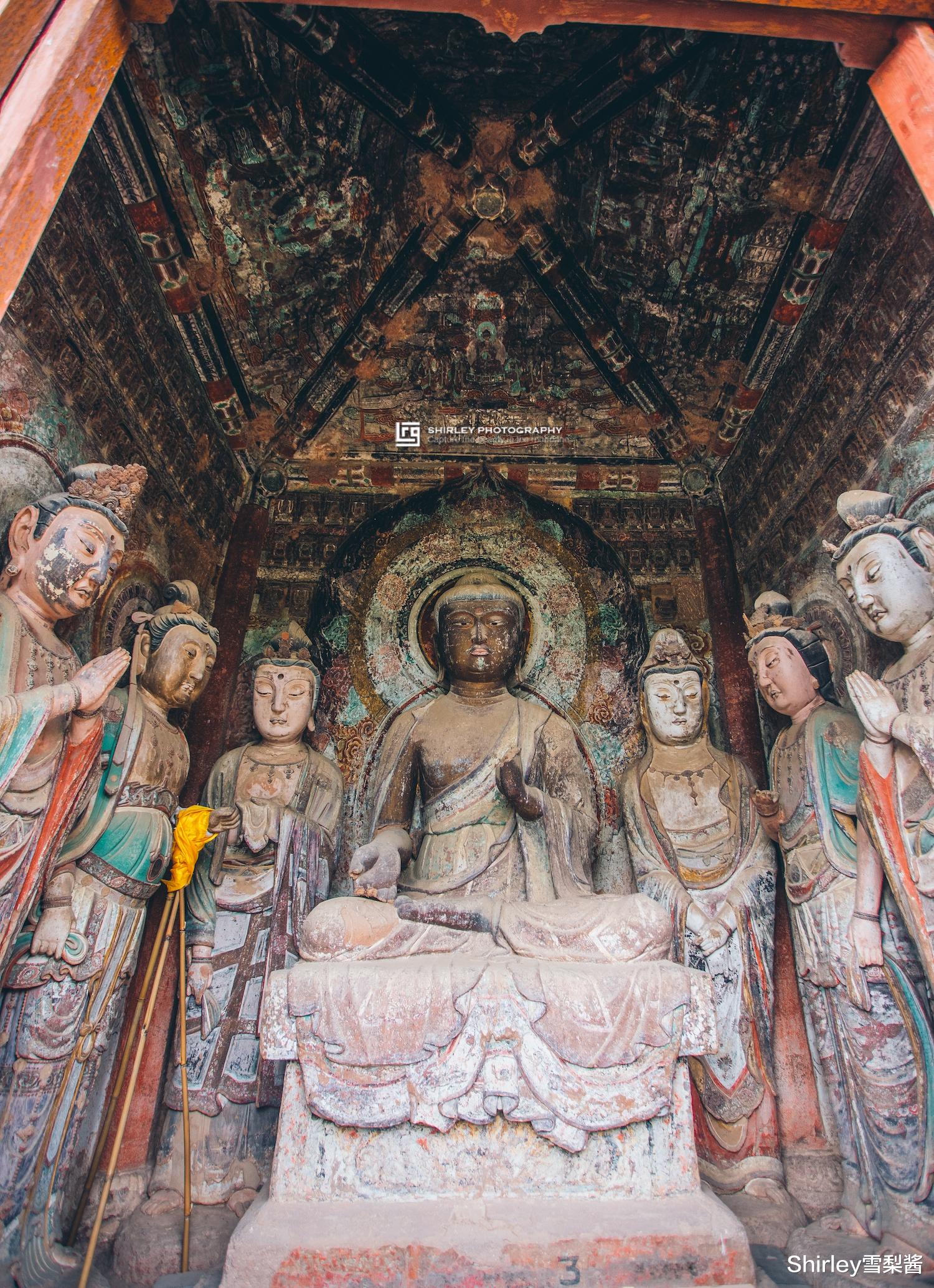 磨西古镇|我国四大石窟之一，90度垂直崖壁险过悬空寺，堪称恐高游客的噩梦