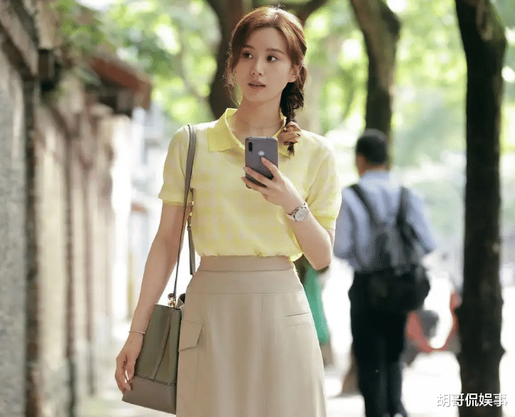 正午阳光|拼命搞事业的85花，如今为何集体落寞，网友：因为一代更比一代强