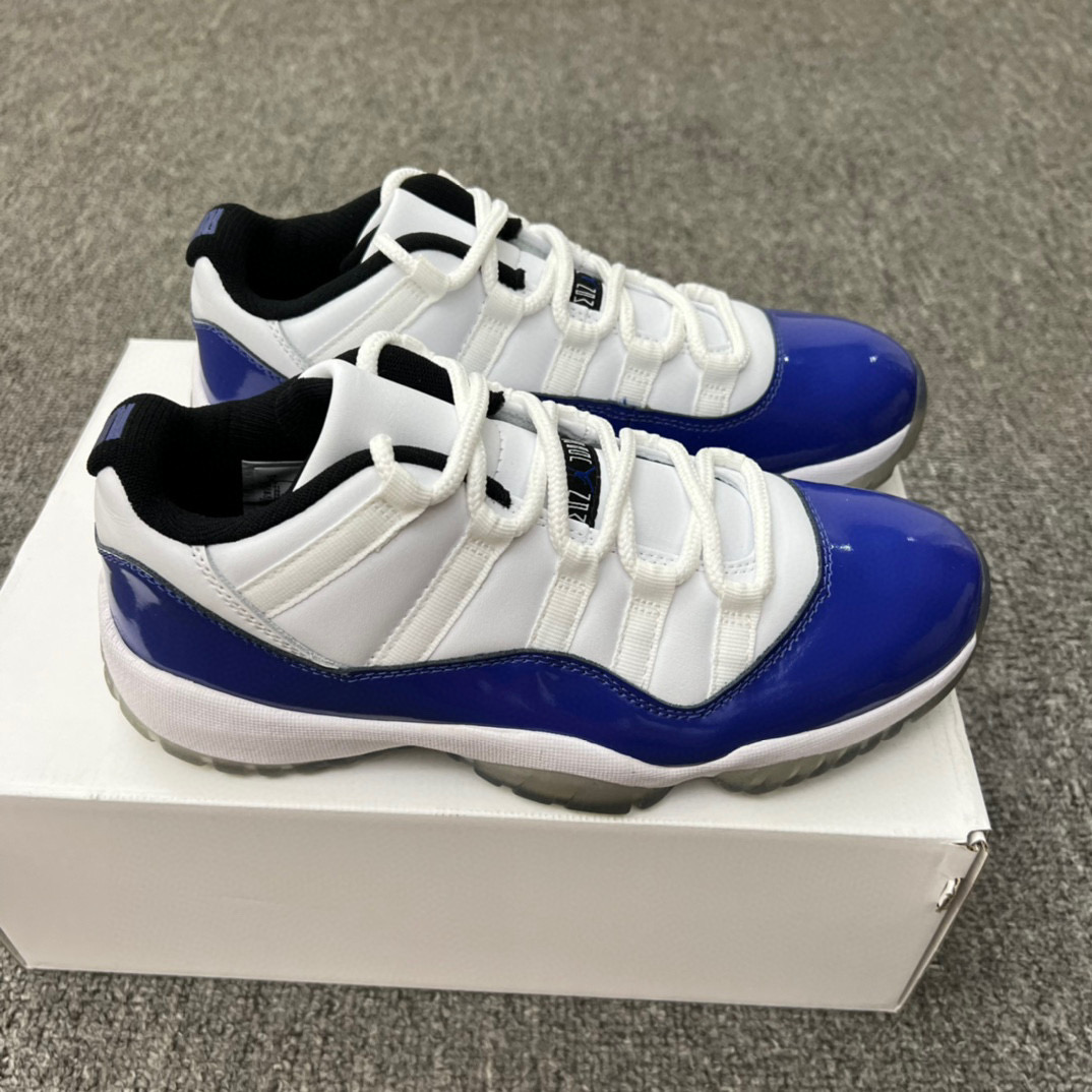 Air Jordan 11 Retro Low WMNS  “Barons”  低帮 白蓝康扣