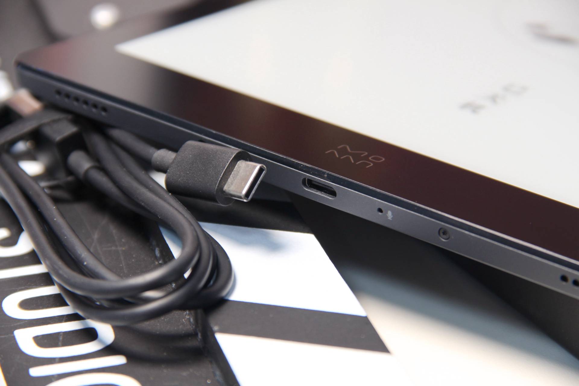 营收|一座小型图书馆放在你包里是种什么体验？墨案阅读器inkPad X 测评