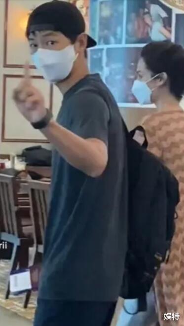 宋仲基|宋仲基官宣再婚当爸，妻子举家搬到韩国准备分娩，孕肚照首曝光