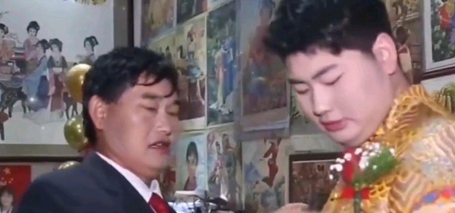 朱之文|有夫妻相，小动作却透着怪：朱之文新儿媳曝光，比前儿媳面相温和