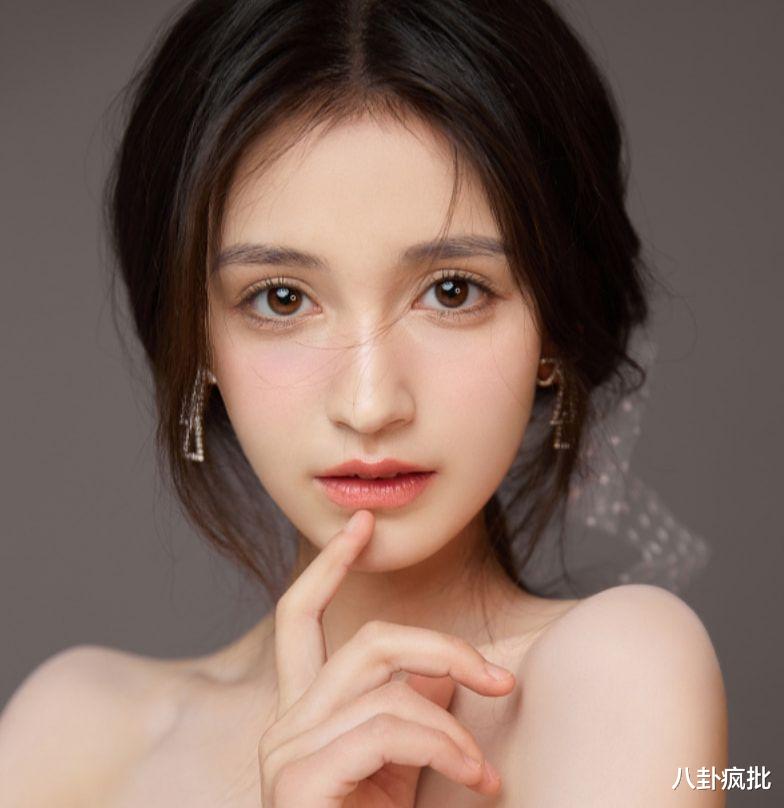 迪丽热巴|新疆美女不只迪丽热巴、古力娜扎，还有新晋的她们！