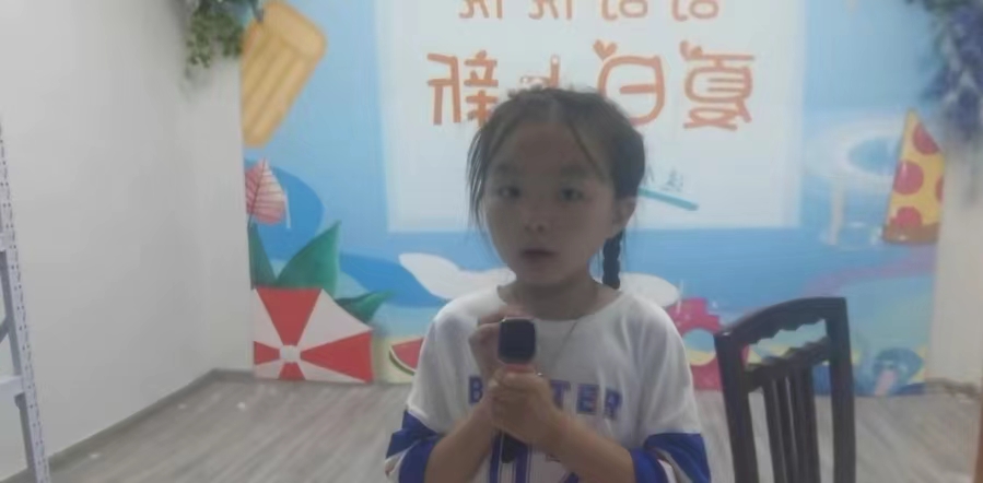 带货|口齿伶俐！田静女儿悦悦模拟妈妈直播带货，介绍商品时大方得体