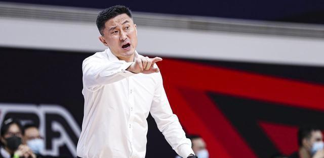 广东男篮|辽宁发布海报“布局”，杨毅预测3-0拿下广东，谁给你的勇气？