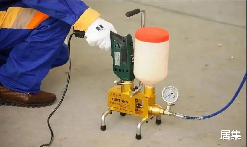 卫生间漏水不用砸砖,教你正确做法,轻轻松松就搞定