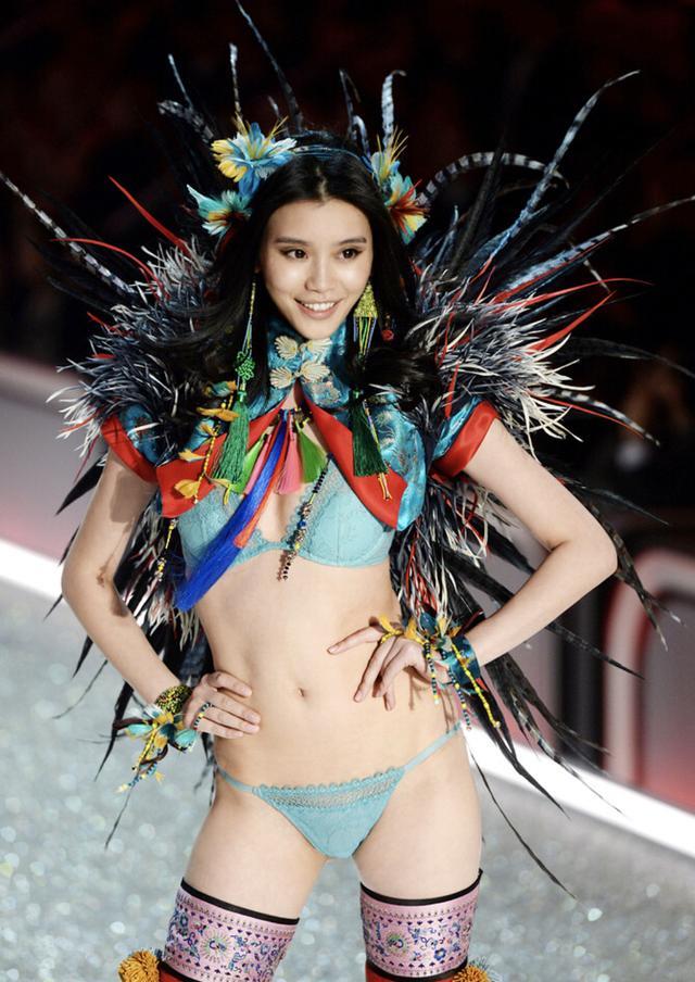 奚梦瑶|有种“整容”叫奚梦瑶结婚，老公何猷君变化不大，她却像换个人