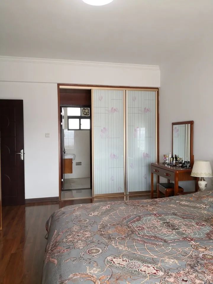 广西南宁|流拍！广西南宁江南区一套住宅拍卖失败，83万没人要！