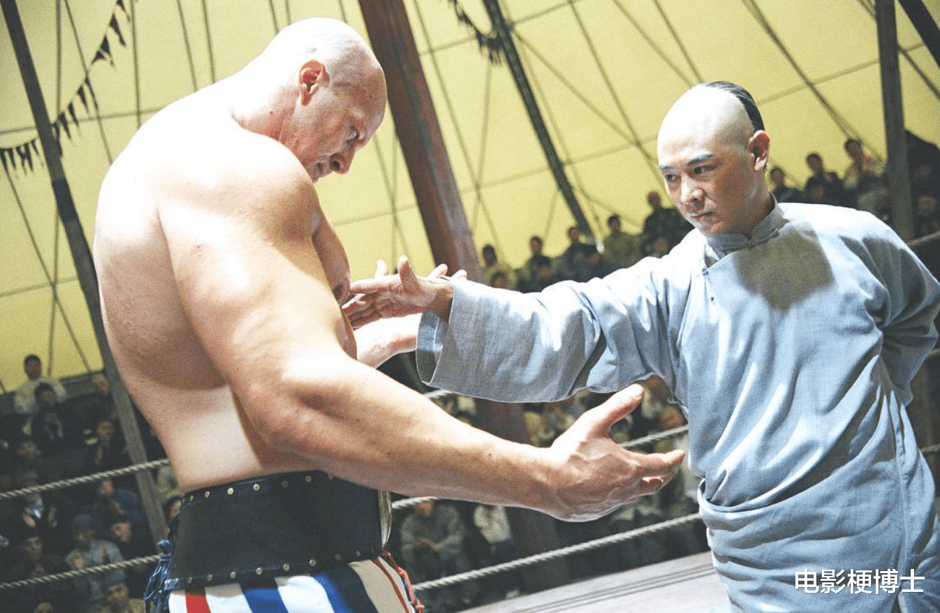 李连杰|2000年代港片十大票房冠军:成龙无一部上榜,李连杰开创个人历史