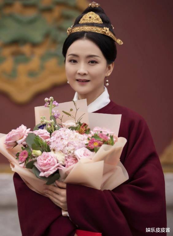 王艳|48岁王艳的难言之隐:表面光鲜的豪门阔太,背后家庭却是满地鸡毛!